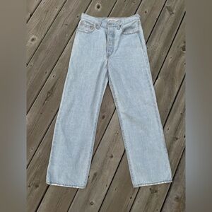 Levi’s rib cage straight ankle jeans